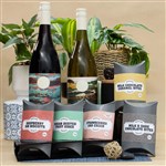CHRISTMAS HAMPER HAPPY SANTA WITH SHIRAZ